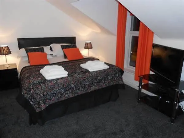 North Bay 4* Scarborough